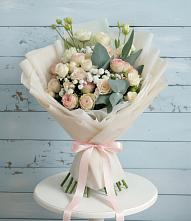 Букет цветов из:  Розы и Лизиантусы #REPLACE_PRED# Благовещенске Амурской области