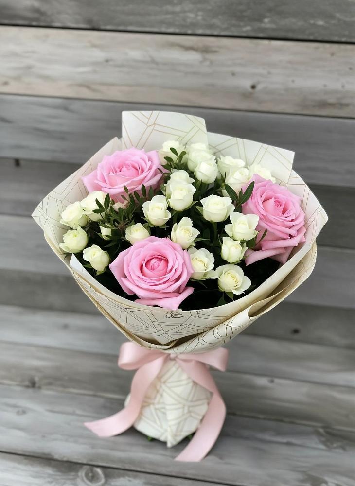 Букет цветов из: Розы в Благовещенске Амурской области