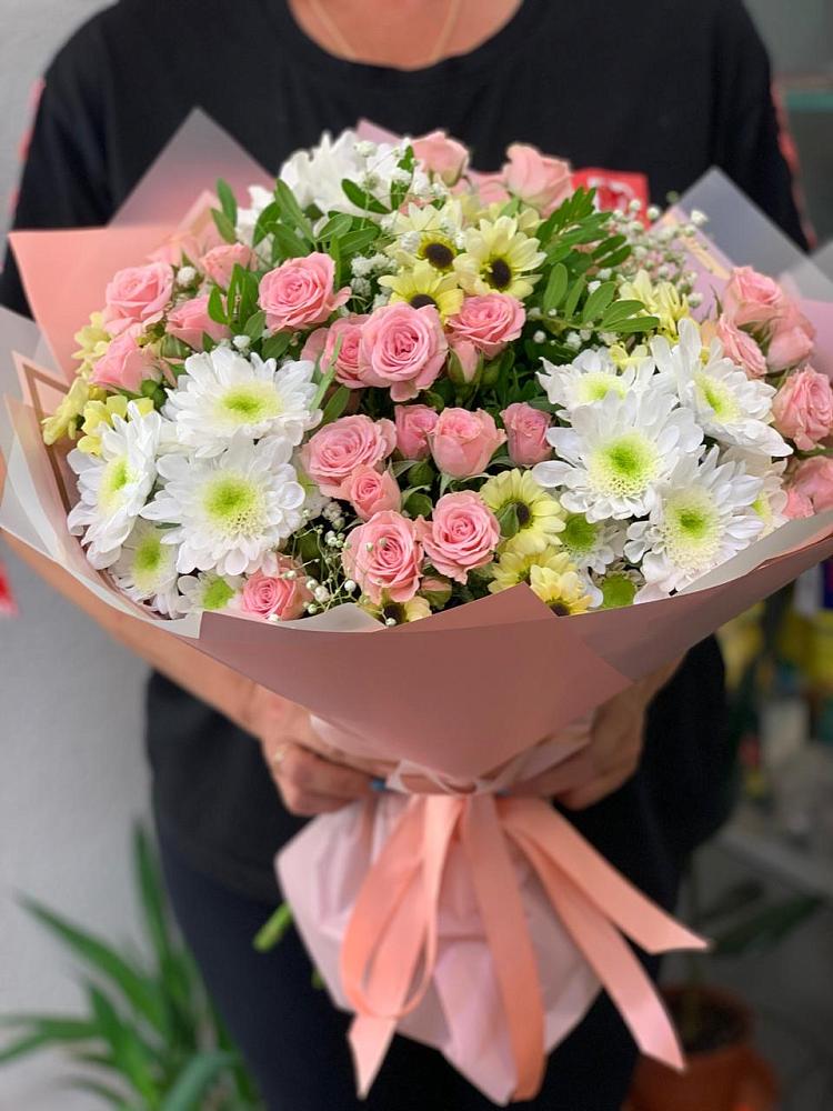 Букет цветов из: Розы и Хризантемы в Благовещенске Амурской области