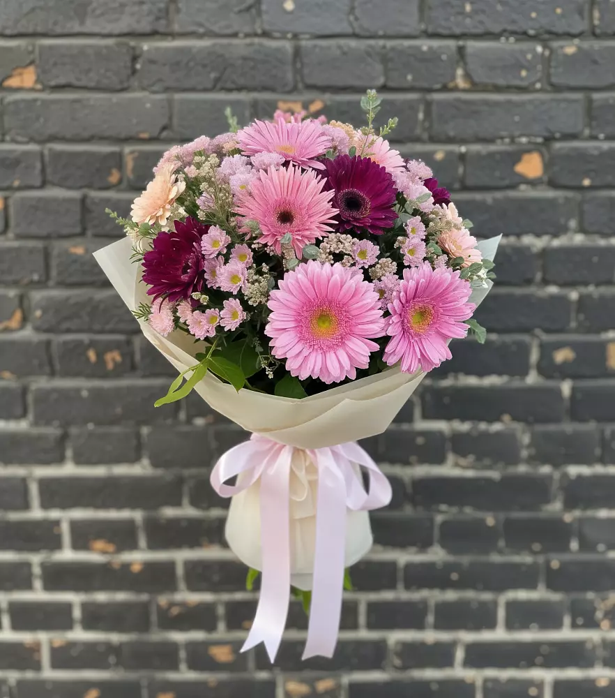 Букет цветов из: Герберы и Хризантемы в Благовещенске Амурской области