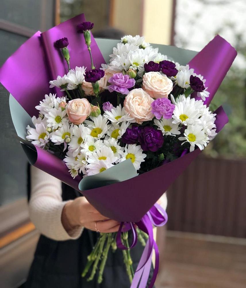 Букет цветов из: Хризантемы, Гвоздики и Розы в Благовещенске Амурской области