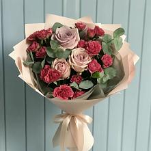 Букет цветов из:  Гвоздики и Розы в Благовещенске Амурской области