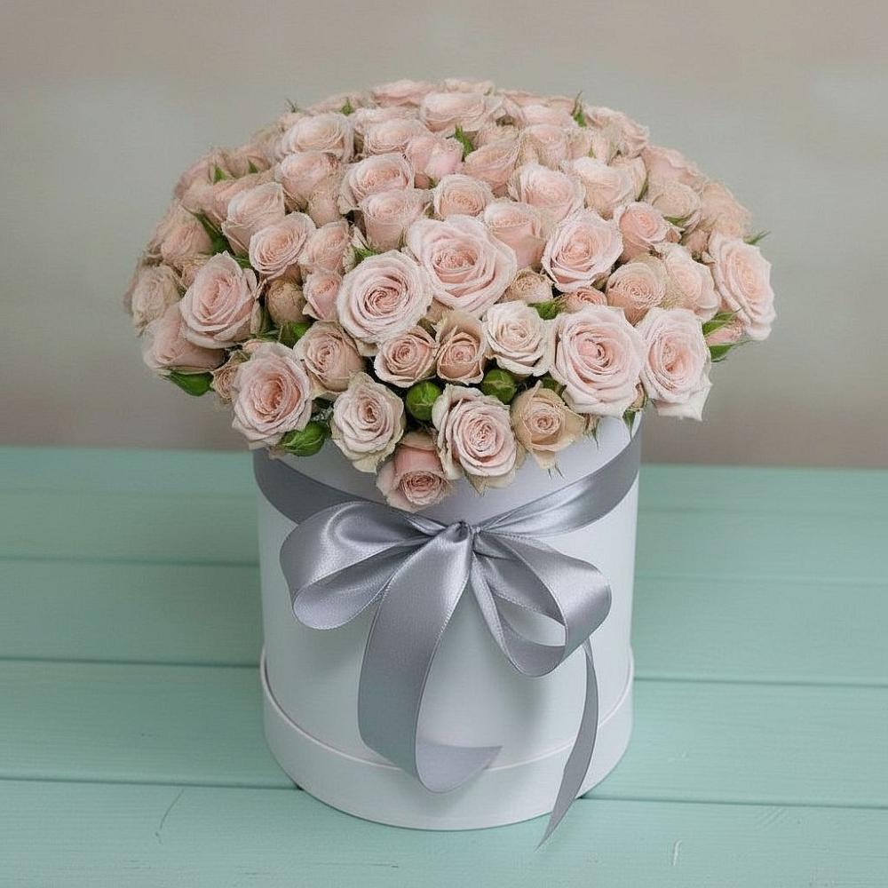 Цветочная композиция из Розы в шляпной коробке в Благовещенске Амурской области